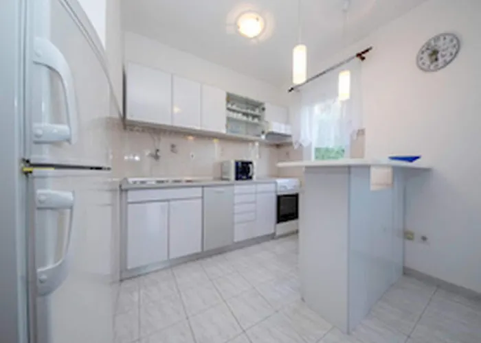 & Bay - Two Bedroom With Balcony And Sea View App 6