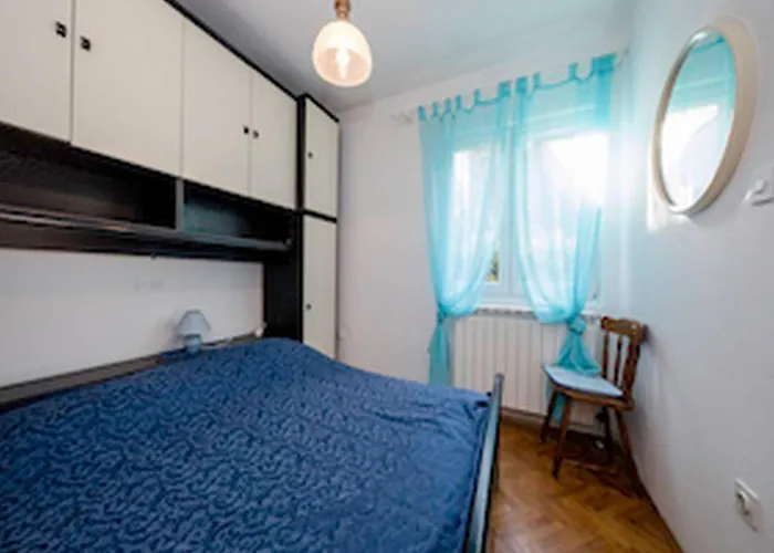 Apartman & Bay - Two Bedroom With Balcony And Sea View App 6 Rab Town