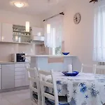 & Bay - Two Bedroom With Balcony And Sea View App 6 Διαμέρισμα
