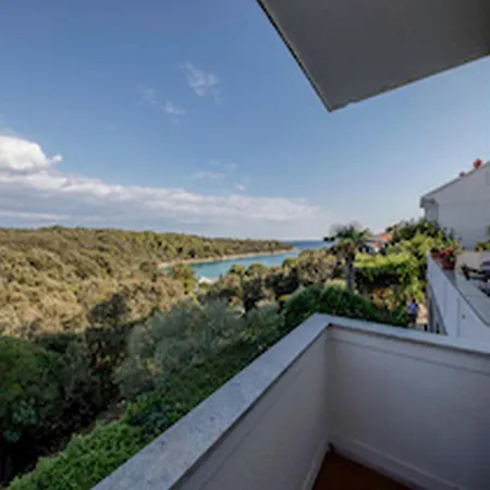 Lejlighed & Bay - Two Bedroom With Balcony And Sea View App 6