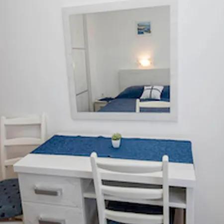 & Bay - Two Bedroom With Balcony And Sea View App 6